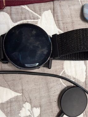 Samsung Galaxy Active 2 with extra bands